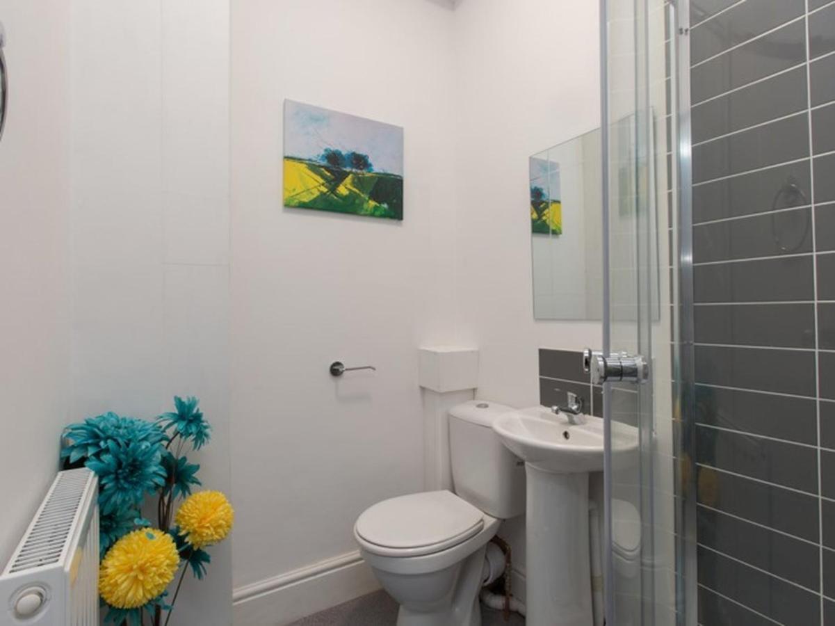 Townhouse @ 166 Ruskin Road Crewe Rum bild